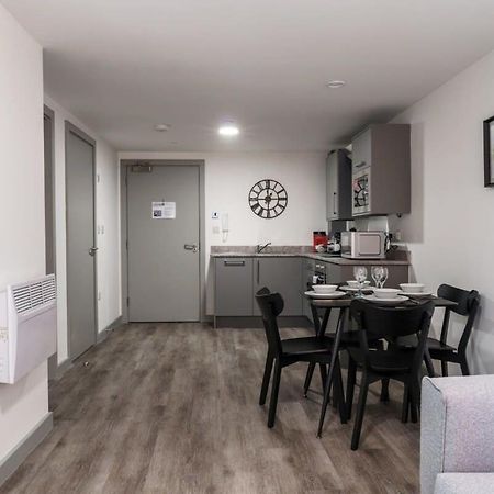 Contemporary 1 Bed Apartment In Liverpool Centre Exterior foto