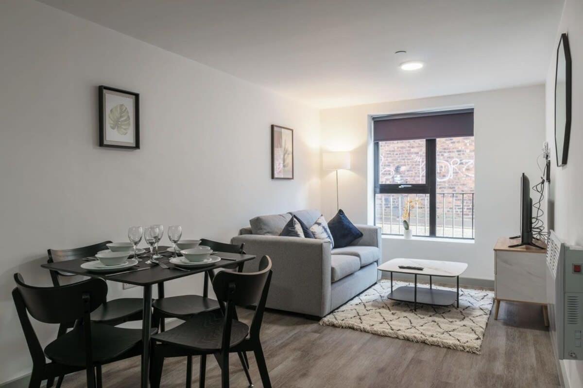 Contemporary 1 Bed Apartment In Liverpool Centre Exterior foto